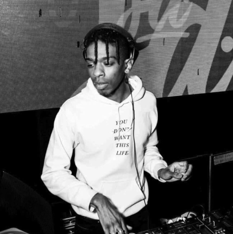 ydwtl-hoodies-small-black-men-